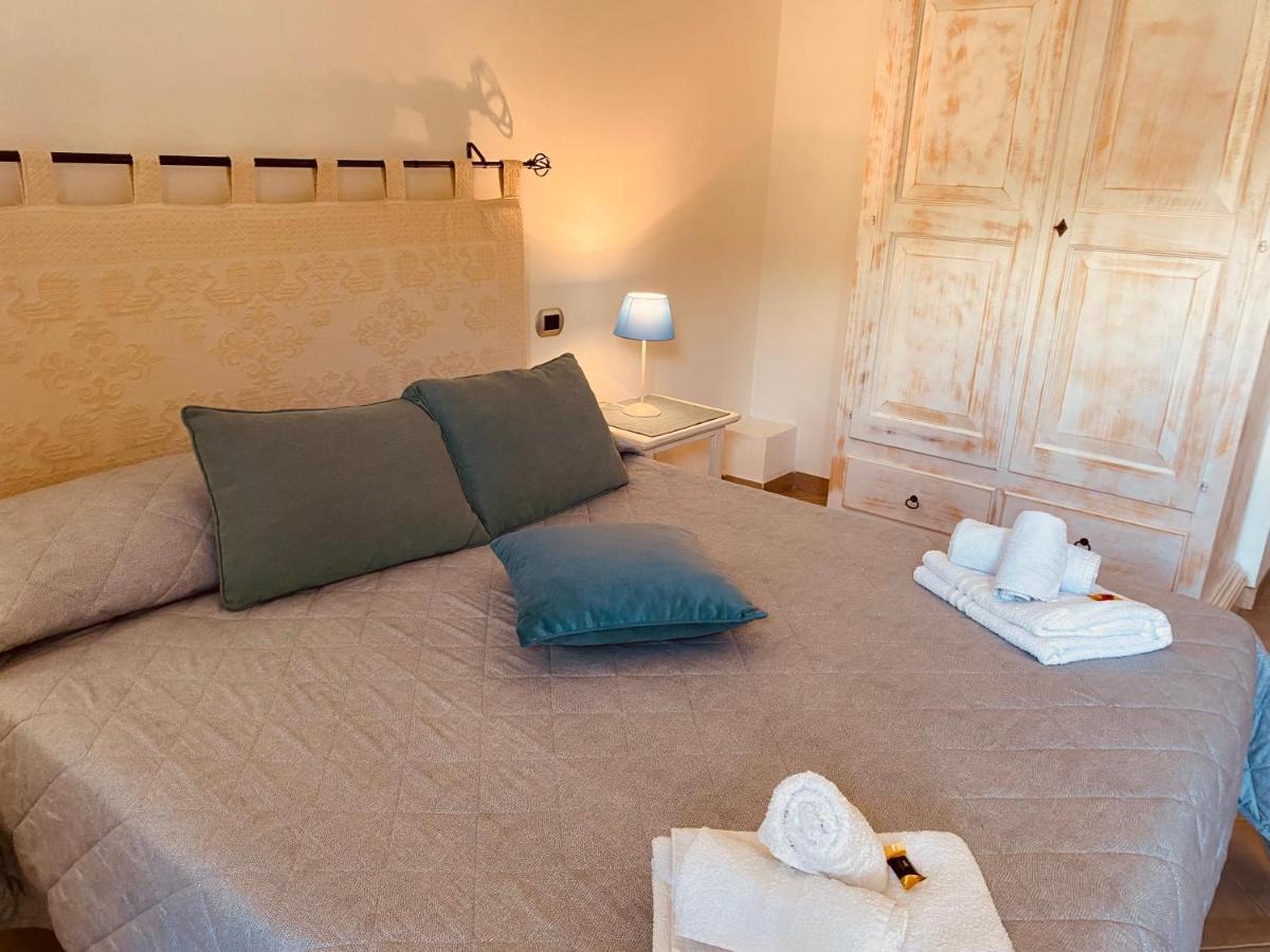 Hotel Scala San Giorgio à Osini Extérieur photo
