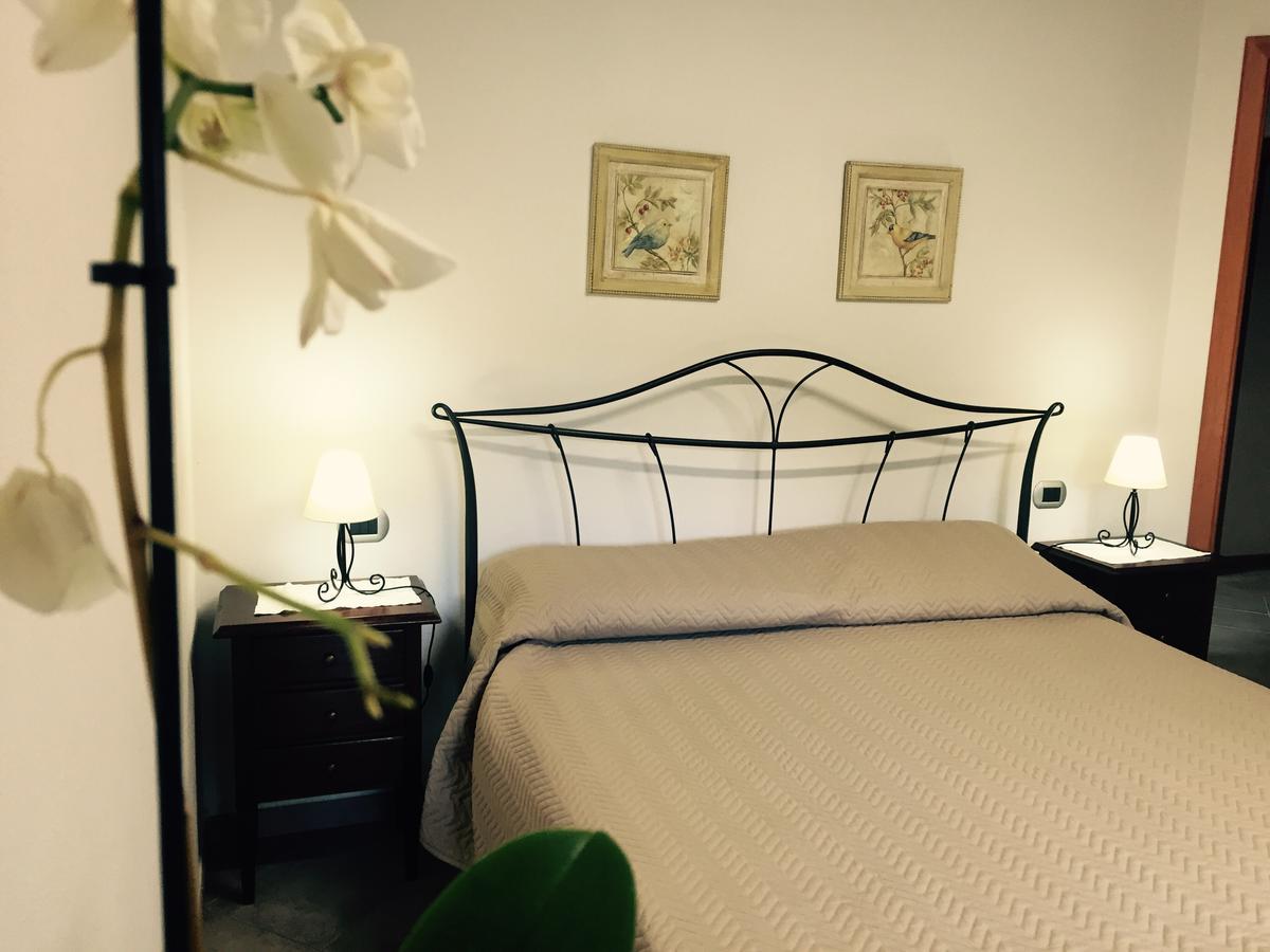 Hotel Scala San Giorgio à Osini Extérieur photo