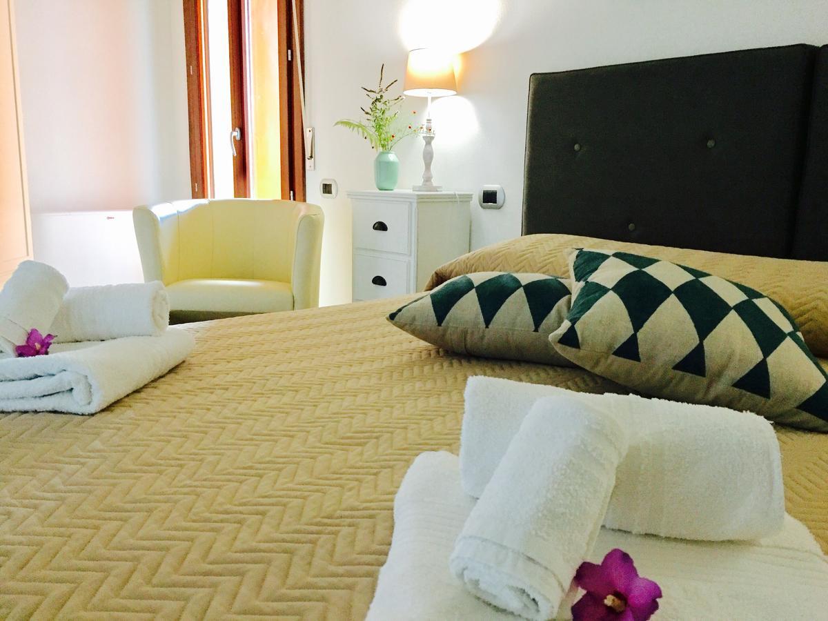 Hotel Scala San Giorgio à Osini Extérieur photo
