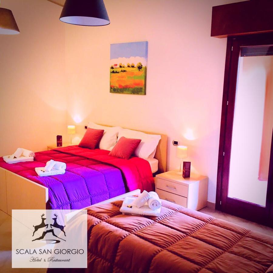 Hotel Scala San Giorgio à Osini Extérieur photo